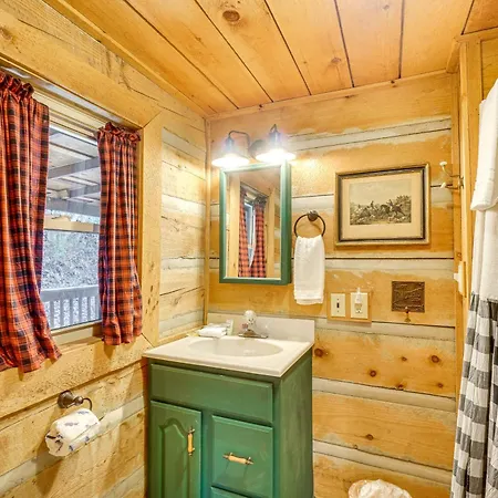 Serene Townsend Cabin Rental With Hot Tub And Grill! Exterior photo