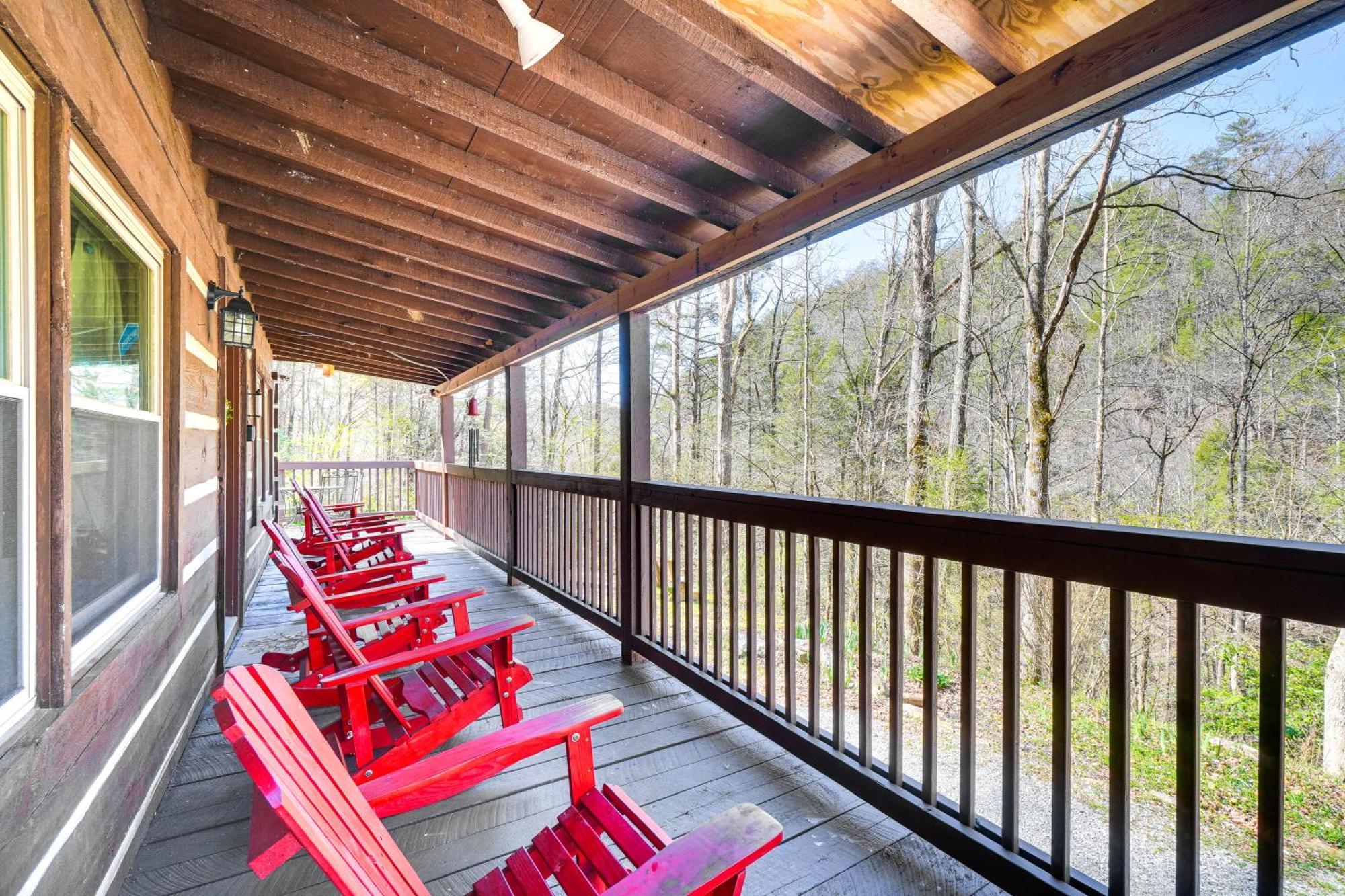 Ferienhaus Serene With Hot Tub And Grill!